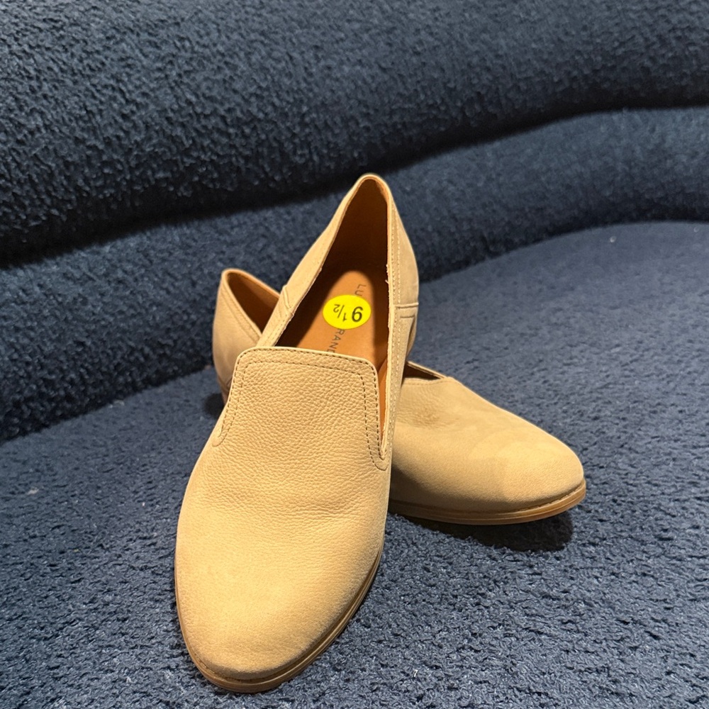 Lucky Brand Women's Tan Loafers